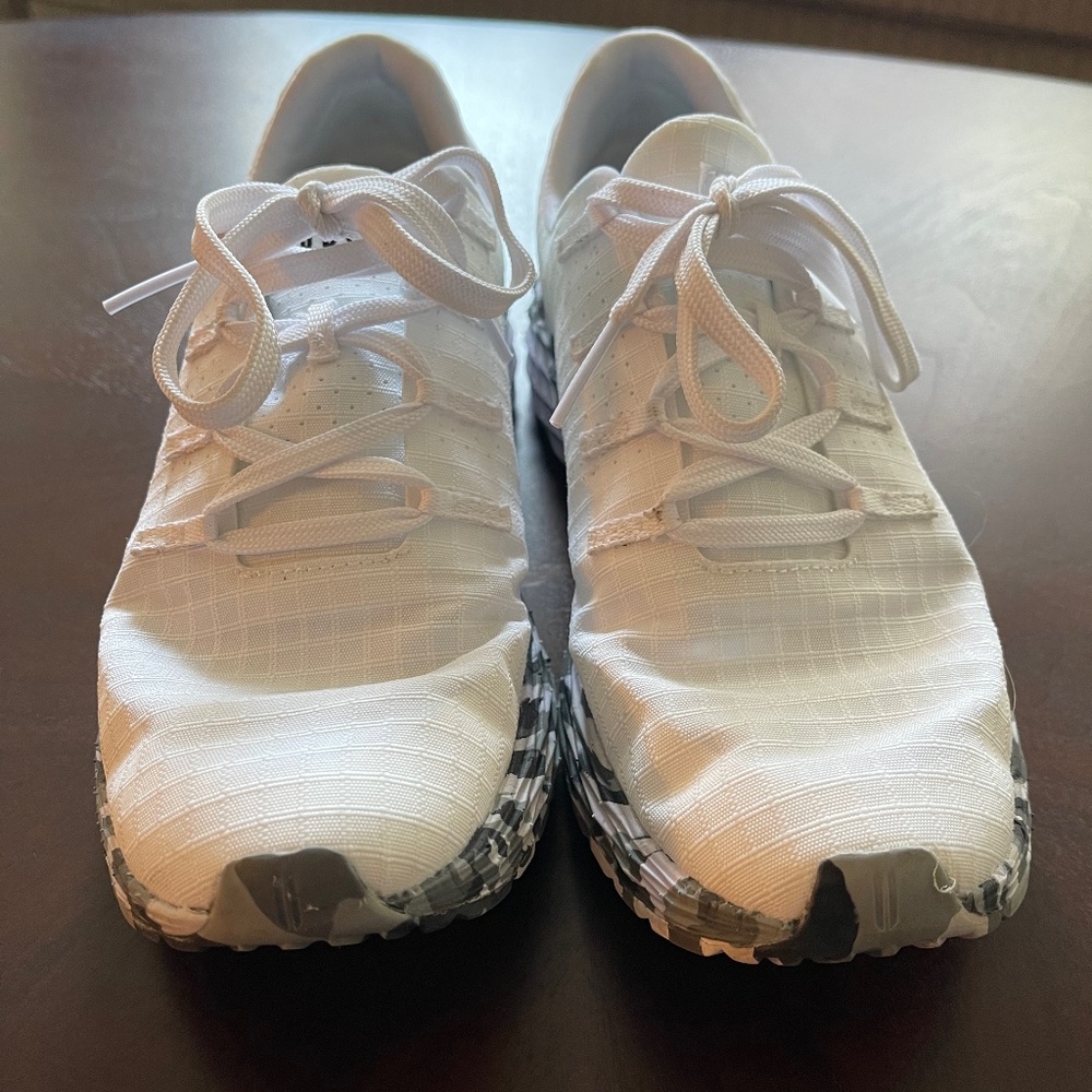 Like New!! Women's NoBull Ripstop Runner size 7